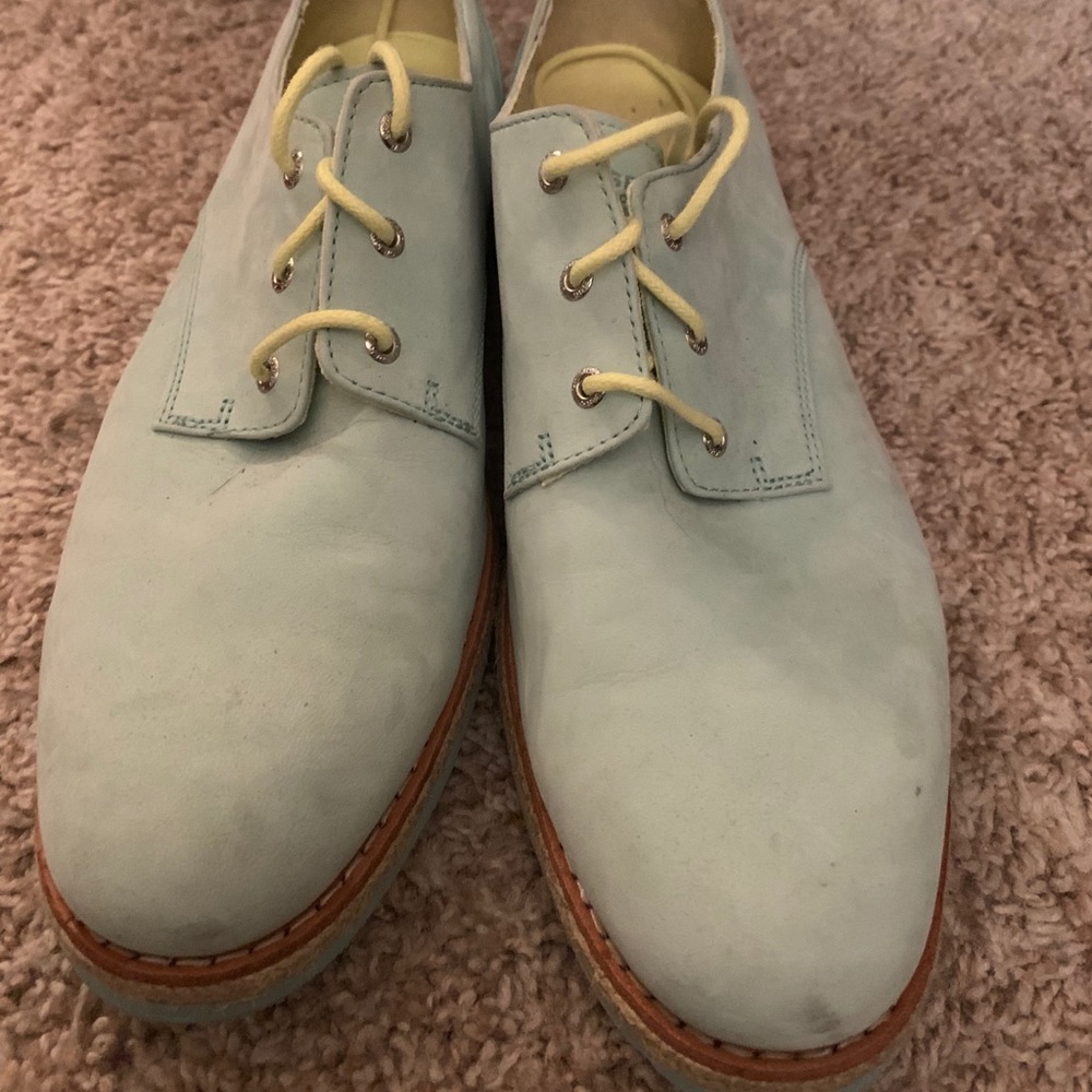 Sperry Leather Baby Blue Oxfords (US8)